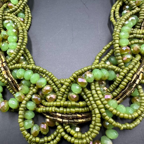 3/$30 Green Beaded Necklace Gold Tone Glass Seed Beads Multi Strand 14.5" - Picture 4 of 11